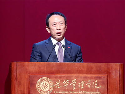 黄久生：pg电子模拟器坚定了我对社会的责任继承｜北大pg电子模拟器校友代表开学演讲